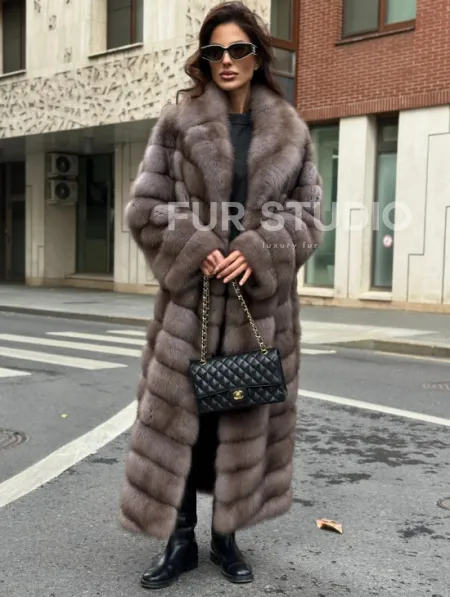 Шуба из меха куницы в цвете Truffle - фото 4