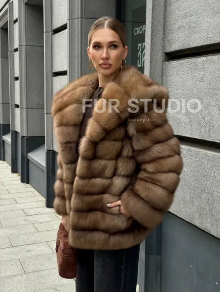Шуба из натурального меха куницы с капюшоном - фото 10