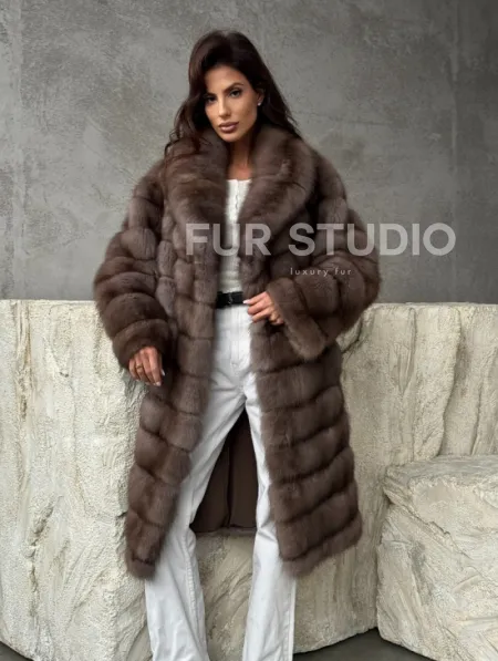 Шуба из куницы средней длины - фото 6