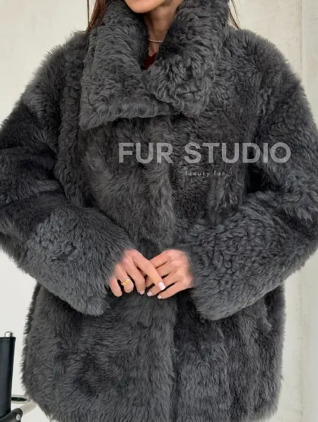 Серая дубленка из тиградо - фото 2