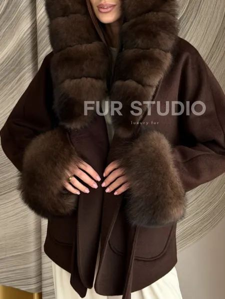 Пальто с мехом песца под соболь - фото 4