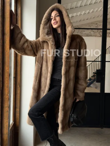 Норковая шуба с капюшоном - цвет пастель - фото 10