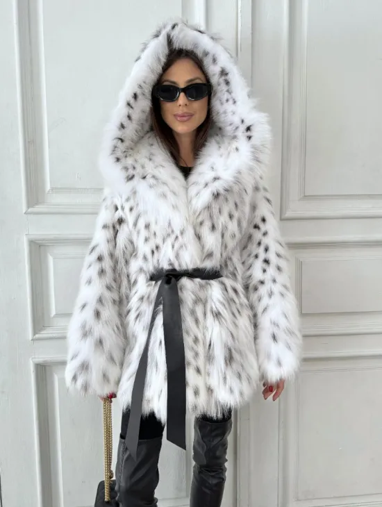 Шуба - белая лиса с вшитыми пятнами из рыси PREMIUM качество - фото 3