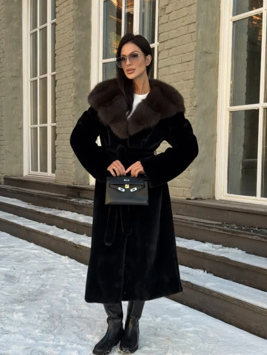 Черная шуба из плюшевой норки VELVET с капюшоном куница - фото 9