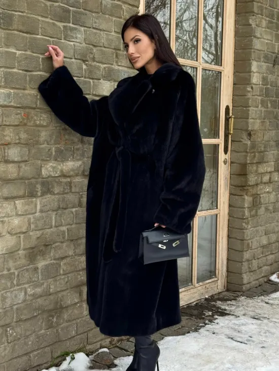 Шикарное норковое кимоно с английским воротником в черно-синем цвете - фото 6