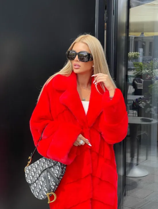 Шуба из норки Velvet в красном цвете - фото 1