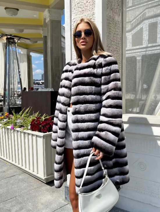 Шиншилловая шуба из орилага - фото 0