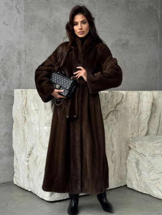 Пальто из норки с V-образным воротом - фото 0