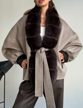 Пальто с мехом финского песца - фото 4