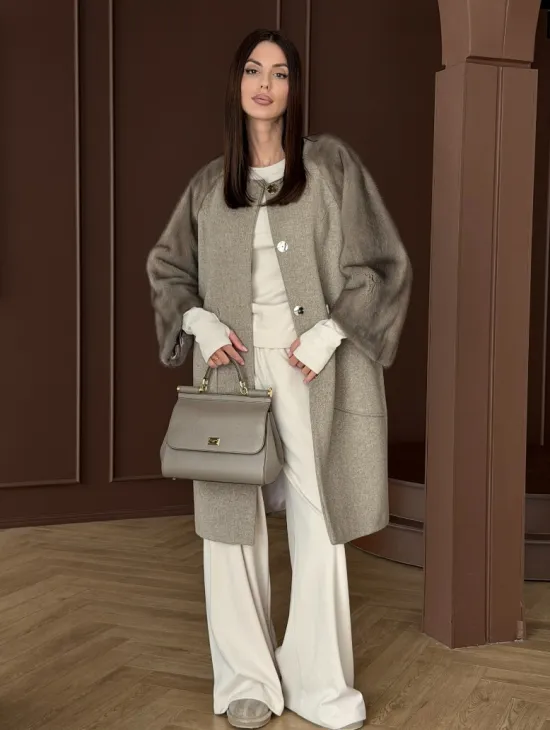 Женское пальто с меховыми рукавами из норки - фото 9