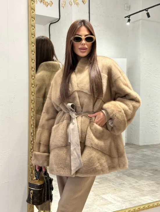 Полушубок из меха норки NAFA MINK в натуральном цвете пастель - фото 0