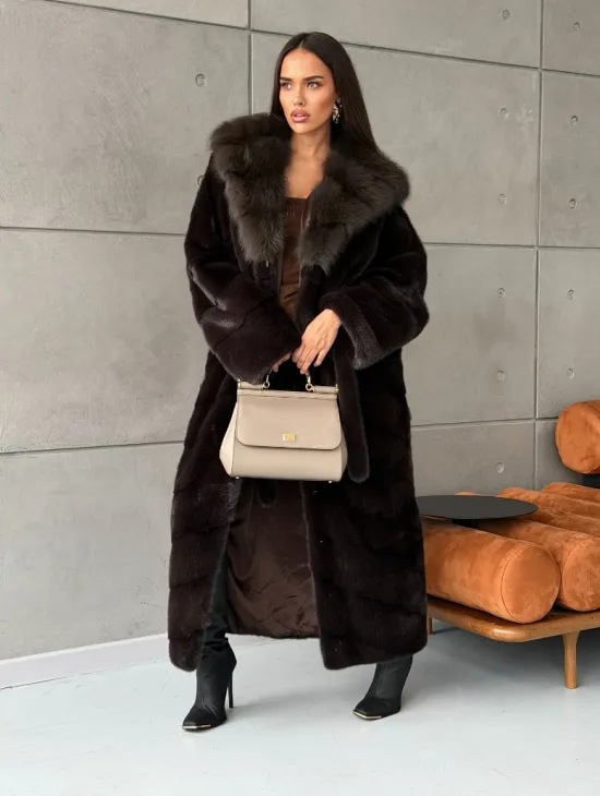Шуба норковая с капюшоном из меха куницы - цвет уголь - фото 11