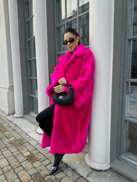 Шуба из меха норки в стиле Oversize - цвет фуксия - фото 6