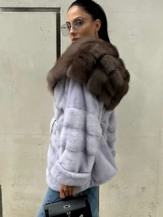Шуба норковая с капюшоном из меха куницы - цвет голубой - фото 9