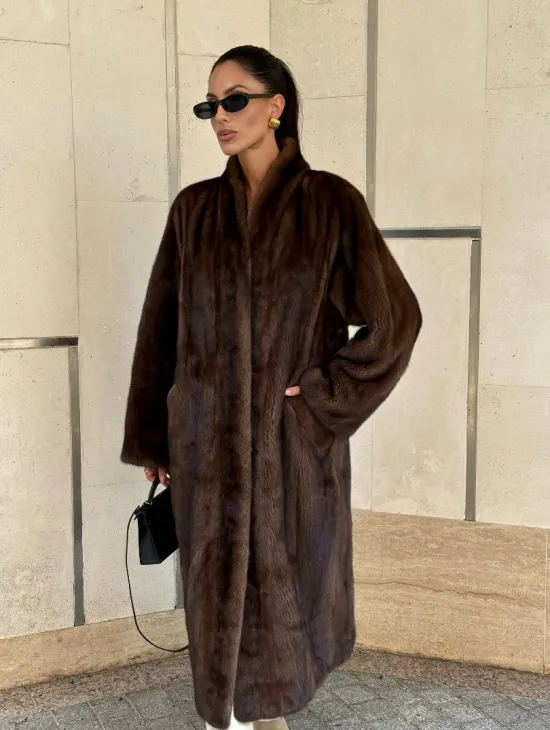 Шуба из PREMIUM норки SAGA FURS в винтажном стиле - фото 2